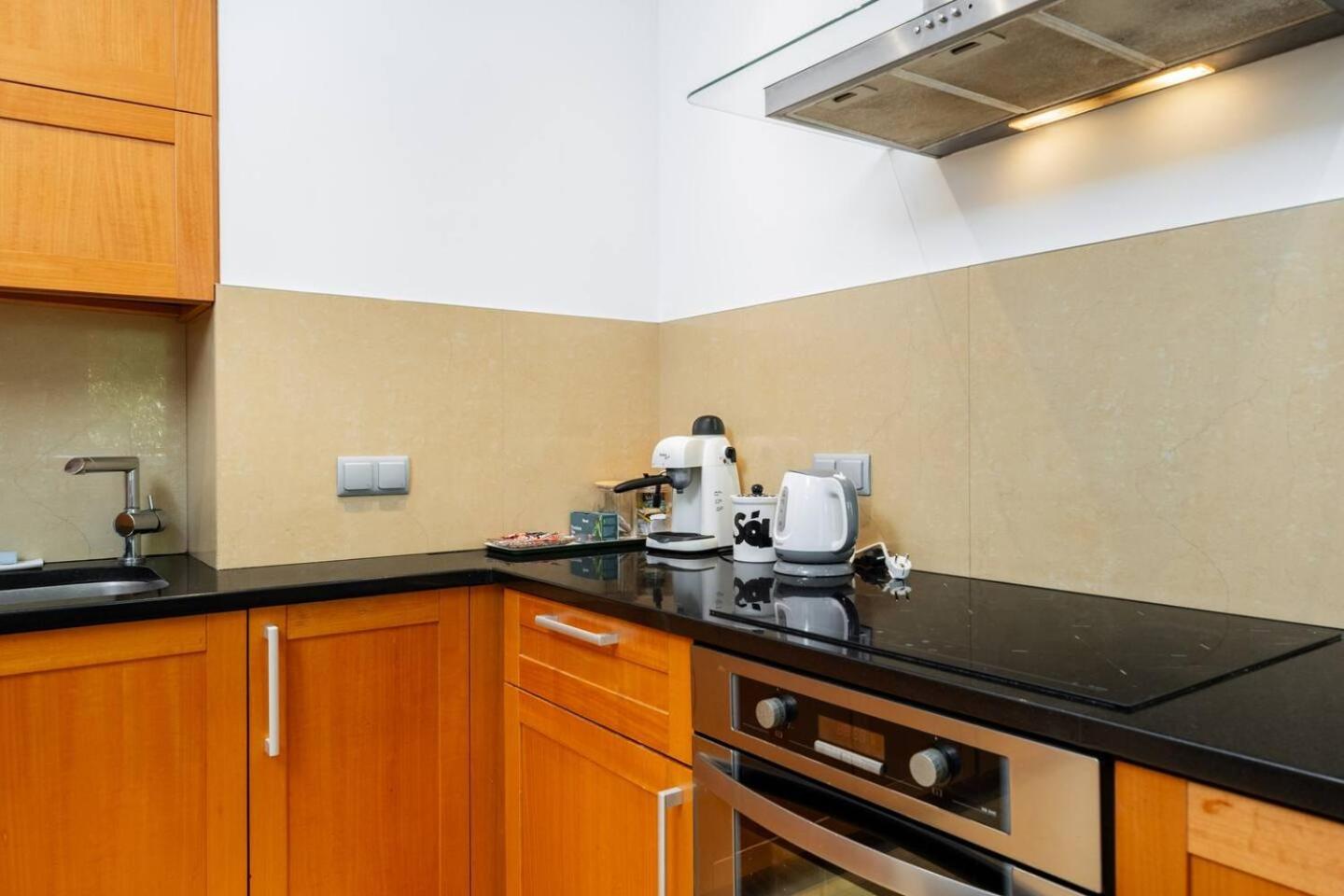 Superb Czerska Family Apartment วอร์ซอ ภายนอก รูปภาพ