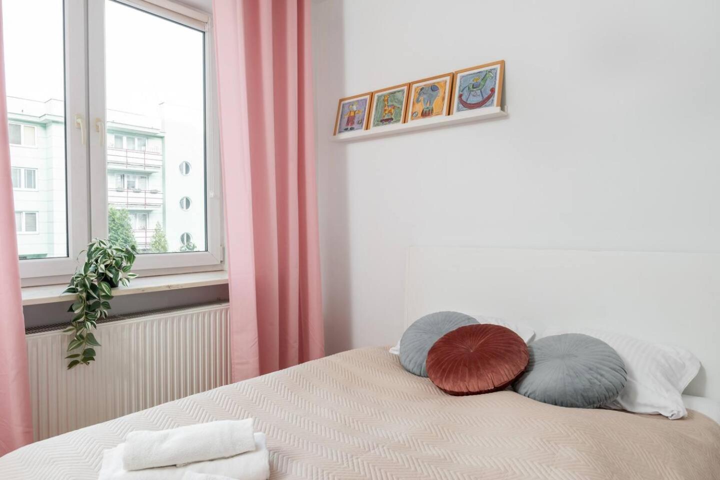 Superb Czerska Family Apartment วอร์ซอ ภายนอก รูปภาพ